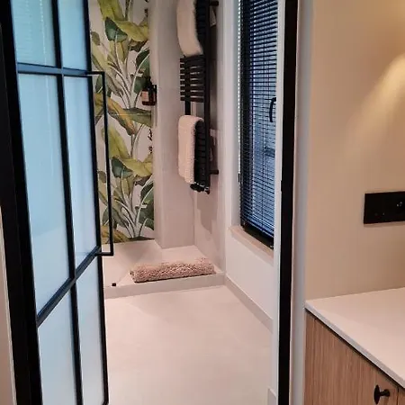 La Garconniere Genval Bed & Breakfast