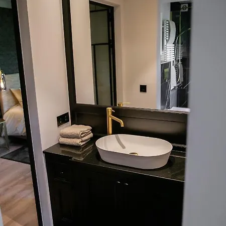 La Garconniere Genval Bed and Breakfast Rixensart