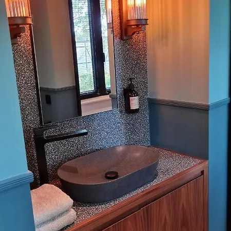 Bed and Breakfast La Garconniere Genval 3*